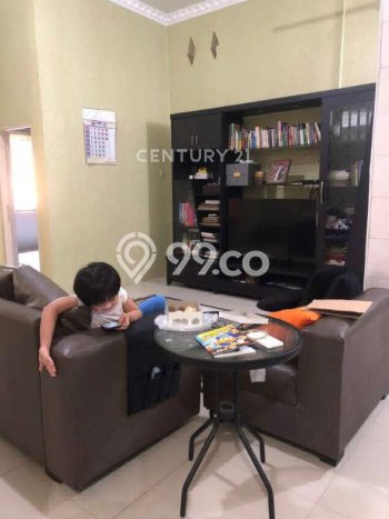 Rumah Luas Asri 4 KT Siap Huni di Rorotan Jakarta Utara Rumah Luas Asri 4 KT Siap Huni di Rorotan Jakarta Utara