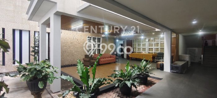 Rumah Luxury Modern Tanpa Renovasi di Kayu Putih Jakarta Timur Rumah Luxury Modern Tanpa Renovasi di Kayu Putih Jakarta Timur