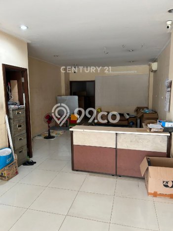 Ruko Bagus Dijual LB 320m2 Lokasi Strategis Jakarta Selatan Area Cocok untuk Bisnis Ruko Bagus Dijual LB 320m2 Lokasi Strategis Jakarta Selatan Area Cocok untuk Bisnis