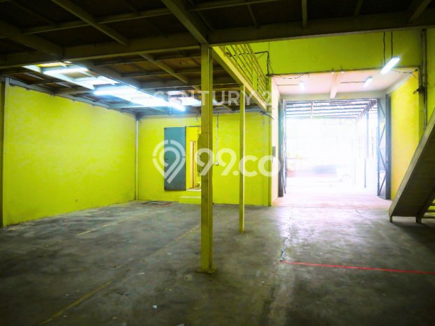 Gudang Dijual di Jakarta Utara LT 264m2 & LB 270m2 Lokasi Terbaik! Gudang Dijual di Jakarta Utara LT 264m2 & LB 270m2 Lokasi Terbaik!
