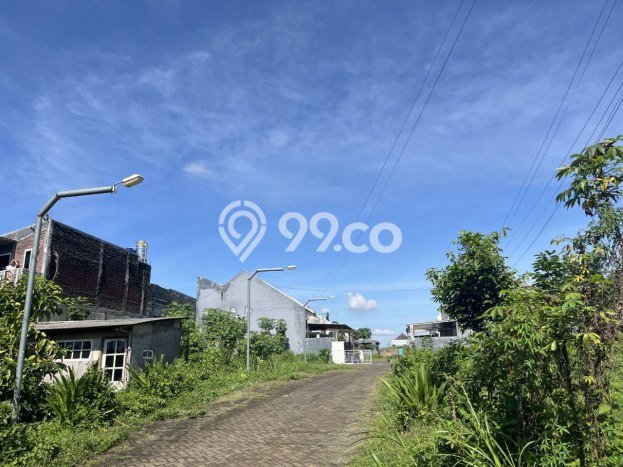 Tanah Dijual Lokasi Strategis di Malang dengan Luas 70m2 Tanah Dijual Lokasi Strategis di Malang dengan Luas 70m2
