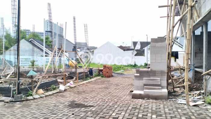 Dijual Rumah Kost di Tunggulwulung, Malang, 10 KT, 10 KM, Bangunan 130m2 Dijual Rumah Kost di Tunggulwulung, Malang, 10 KT, 10 KM, Bangunan 130m2