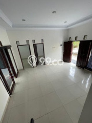 Rumah Disewakan Sleman LT 126m2 LB 165m2 Area Caturtunggal Rumah Disewakan Sleman LT 126m2 LB 165m2 Area Caturtunggal