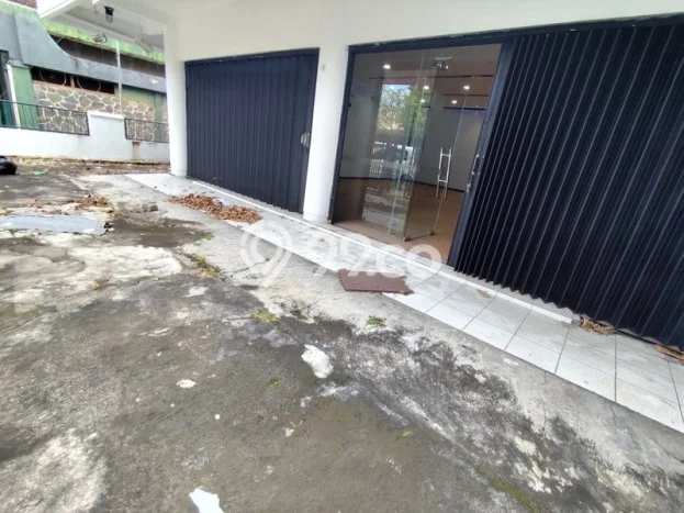 Untuk Dijual Ruko di Mantrijeron Yogyakarta LT 250m2 / LB 150m2 Untuk Dijual Ruko di Mantrijeron Yogyakarta LT 250m2 / LB 150m2