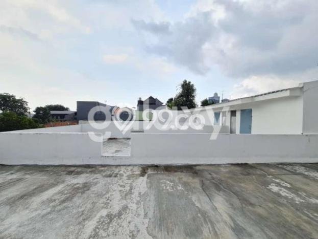 Unit Ruko disewakan di Kebayoran Lama Jakarta Selatan dengan LT 210m2 / LB 405m2 Unit Ruko disewakan di Kebayoran Lama Jakarta Selatan dengan LT 210m2 / LB 405m2
