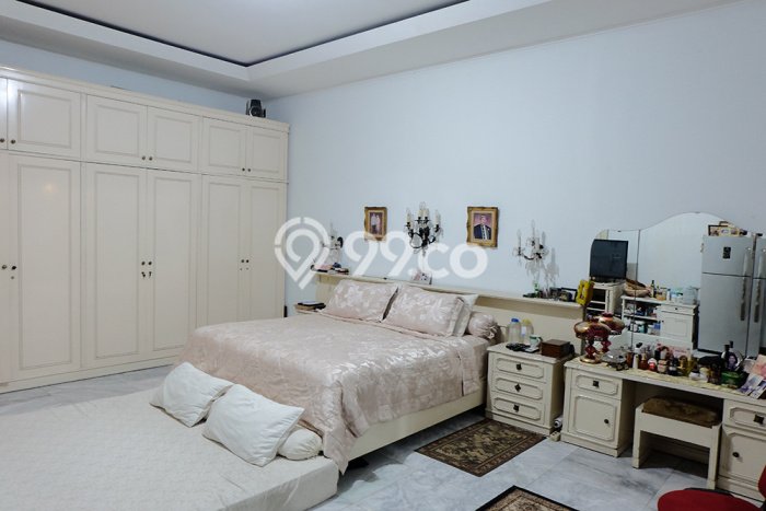 Ready to Use! Luxury House LT 509m2 Desain Modern di Pondok Indah Ready to Use! Luxury House LT 509m2 Desain Modern di Pondok Indah