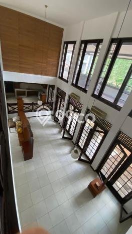 Hunian Elit LB 600m2 Siap Huni Desain Elegan di Lebak Bulus, Jakarta Selatan Hunian Elit LB 600m2 Siap Huni Desain Elegan di Lebak Bulus, Jakarta Selatan