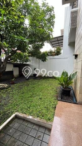 Rumah Bagus Siap Pakai Di Banyumanik Luas 450m2 Lokasi Strategis Rumah Bagus Siap Pakai Di Banyumanik Luas 450m2 Lokasi Strategis