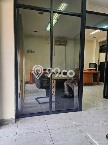Ruko Bagus Dijual LB 210m2 Lokasi Strategis Jakarta Selatan Area Cocok untuk Bisnis Ruko Bagus Dijual LB 210m2 Lokasi Strategis Jakarta Selatan Area Cocok untuk Bisnis