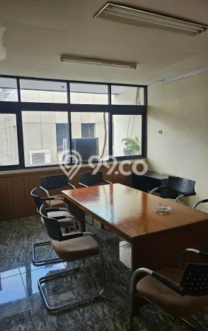 Ruko Dijual di Jakarta Selatan LT 107m2 & LB 200m2 Lokasi Terbaik! Ruko Dijual di Jakarta Selatan LT 107m2 & LB 200m2 Lokasi Terbaik!