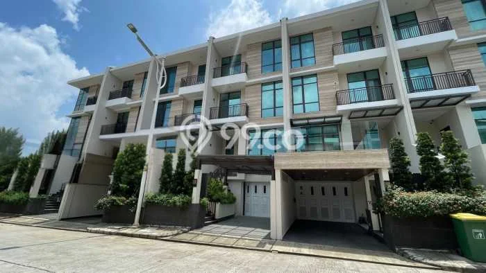 Hunian Mewah LB 373m2 Siap Pakai Desain Elegan di Pondok Pinang, Jakarta Selatan Hunian Mewah LB 373m2 Siap Pakai Desain Elegan di Pondok Pinang, Jakarta Selatan