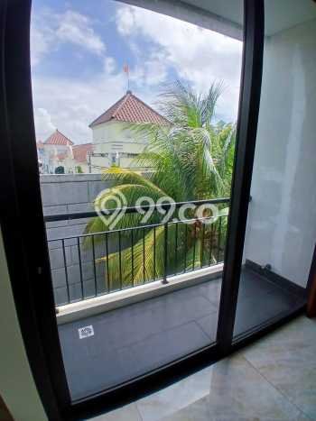Siap Huni Rumah Mewah 5 Kamar di BSD Dekat ke Mana Saja Siap Huni Rumah Mewah 5 Kamar di BSD Dekat ke Mana Saja