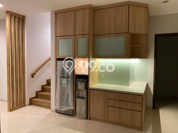 Rumah Mewah Dijual LT 136m2 di Cilandak, Jakarta Selatan Rumah Mewah Dijual LT 136m2 di Cilandak, Jakarta Selatan