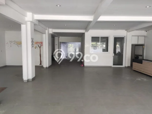 Unit Komersial Disewakan di Surabaya Area Strategis Harga Kompetitif Unit Komersial Disewakan di Surabaya Area Strategis Harga Kompetitif