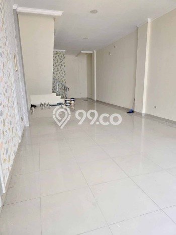 Lokasi Strategis! Dijual Ruko Bisnis di Cipondoh, Tangerang Kondisi Baik Lokasi Strategis! Dijual Ruko Bisnis di Cipondoh, Tangerang Kondisi Baik