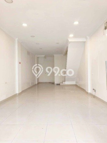 FOR RENT! Ruko di Green Lake City Cocok untuk Bisnis 236m2 FOR RENT! Ruko di Green Lake City Cocok untuk Bisnis 236m2