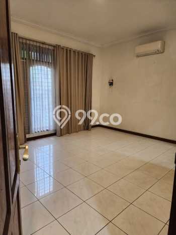 Ready to Use! Luxury House LT 145m2 Desain Elegan di Sektor 9-Bintaro Ready to Use! Luxury House LT 145m2 Desain Elegan di Sektor 9-Bintaro