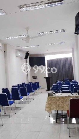 Ruko Disewa di Jakarta Barat dengan LB 306m2 Area Komersial Ramai Ruko Disewa di Jakarta Barat dengan LB 306m2 Area Komersial Ramai