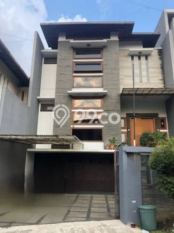 Siap Huni Rumah Mewah 5 Kamar di Cicendo Dekat ke Mana Saja Siap Huni Rumah Mewah 5 Kamar di Cicendo Dekat ke Mana Saja
