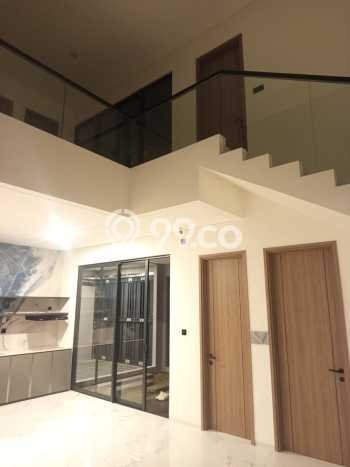 Rumah sewa siap pakai 5 Kamar Tidur di Summarecon Bandung, Bandung Rumah sewa siap pakai 5 Kamar Tidur di Summarecon Bandung, Bandung