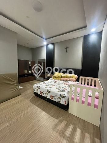 Dijual Hunian Rumah Terawat 4 Kamar di Taman Holis Indah, Bandung Dijual Hunian Rumah Terawat 4 Kamar di Taman Holis Indah, Bandung