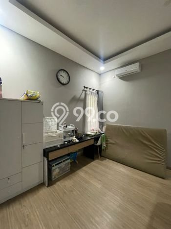 Dijual Hunian Rumah Terawat 4 Kamar di Taman Holis Indah, Bandung Dijual Hunian Rumah Terawat 4 Kamar di Taman Holis Indah, Bandung