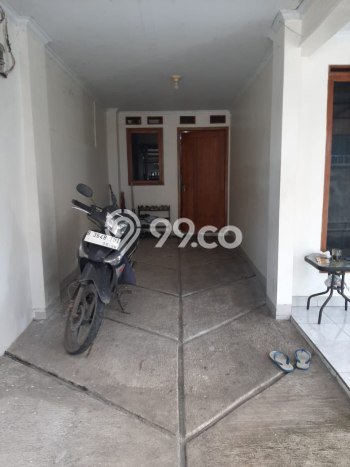 Rumah Modern Minimalis 5 Kamar Siap Huni di Cakung Rumah Modern Minimalis 5 Kamar Siap Huni di Cakung