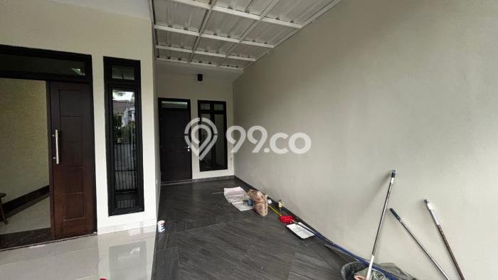 Rumah Strategis Modern Lb 200m2 di Cakung, Jakarta Timur Rumah Strategis Modern Lb 200m2 di Cakung, Jakarta Timur