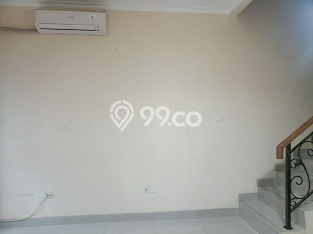 Rumah Elit Modern Siap Huni di Gading Serpong Karelia Village Tangerang Rumah Elit Modern Siap Huni di Gading Serpong Karelia Village Tangerang
