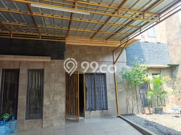 Rumah Modern 4 Kamar LT 150m2 di Villa Melati Mas Rumah Modern 4 Kamar LT 150m2 di Villa Melati Mas