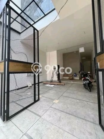 Cocok Untuk Investasi! Dijual Kost di Soekarno Hatta 18 Kamar Cocok Untuk Investasi! Dijual Kost di Soekarno Hatta 18 Kamar