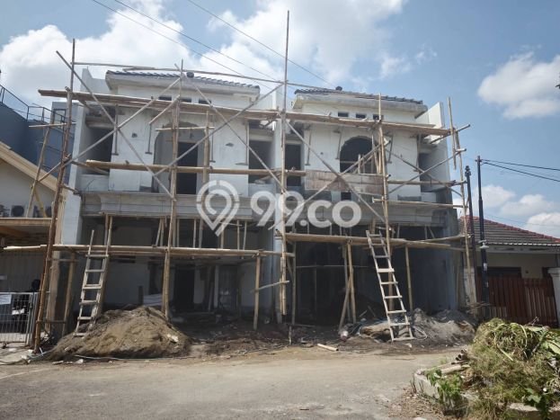 Kost Dijual Lokasi Lowokwaru, Malang, 11 KT, 12 KM, 180m2 Kost Dijual Lokasi Lowokwaru, Malang, 11 KT, 12 KM, 180m2