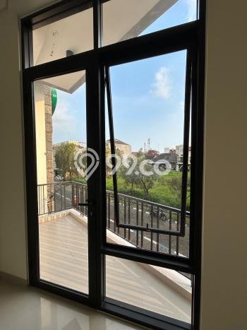 Cocok Untuk Investasi! For Sale Kost di Soekarno Hatta 29 Kamar Cocok Untuk Investasi! For Sale Kost di Soekarno Hatta 29 Kamar
