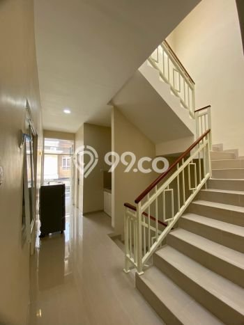 Unit Kost Dijual di Soekarno Hatta dengan 18 Kamar Area Ramai Unit Kost Dijual di Soekarno Hatta dengan 18 Kamar Area Ramai
