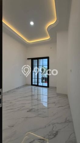 Hunian Cantik Modern Lb 200m2 di Dau, Malang Hunian Cantik Modern Lb 200m2 di Dau, Malang