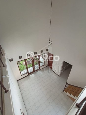Jarang Ada! Rumah Sewa 3 Kamar Bagus Siap Huni Setra Duta Jarang Ada! Rumah Sewa 3 Kamar Bagus Siap Huni Setra Duta