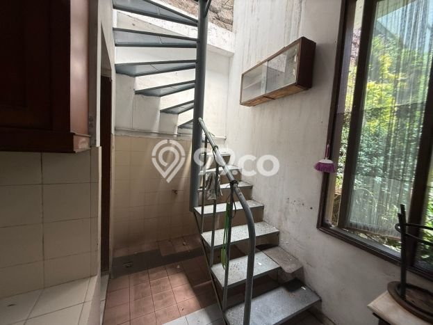 For Sale! Luxury House LT 487m2 Desain Elegan di Gunung Sahari For Sale! Luxury House LT 487m2 Desain Elegan di Gunung Sahari