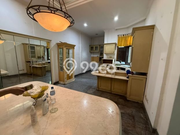 For Sale! Luxury House LT 487m2 Desain Elegan di Gunung Sahari For Sale! Luxury House LT 487m2 Desain Elegan di Gunung Sahari
