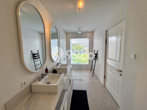 Vila Premium di , Dimensi 528m2m², Area Asri untuk Anda Vila Premium di , Dimensi 528m2m², Area Asri untuk Anda