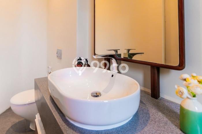 Ready to Use! Premium House LT 352m2 Desain Modern di Seminyak Ready to Use! Premium House LT 352m2 Desain Modern di Seminyak