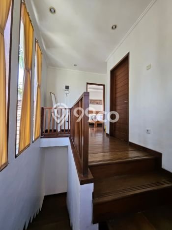 Dijual Rumah Luas Elegan Dengan View Eksklusif di Jimbaran, Badung Dijual Rumah Luas Elegan Dengan View Eksklusif di Jimbaran, Badung