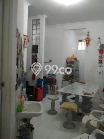 Rumah Mewah LB 140m2 Siap Huni Desain Elegan di Sariwangi, Bandung Rumah Mewah LB 140m2 Siap Huni Desain Elegan di Sariwangi, Bandung