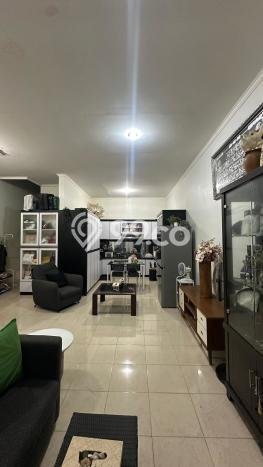 Rumah Luas Asri 3 KT Siap Huni di Buah Batu Bandung Rumah Luas Asri 3 KT Siap Huni di Buah Batu Bandung