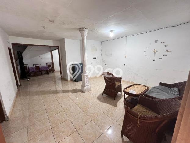 Rumah Mewah LB 140m2 Siap Huni Desain Elegan di Sariwangi, Bandung Rumah Mewah LB 140m2 Siap Huni Desain Elegan di Sariwangi, Bandung