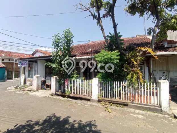 For Sale Rumah 4 Kamar Lokasi Strategis Bagus dan Strategis di Arcamanik For Sale Rumah 4 Kamar Lokasi Strategis Bagus dan Strategis di Arcamanik