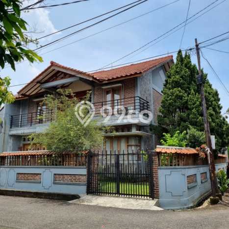 Rumah Modern Cantik 4 Kamar Bisa Langsung Pindah di Antapani Rumah Modern Cantik 4 Kamar Bisa Langsung Pindah di Antapani