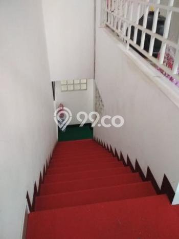 Rumah Mewah LB 140m2 Siap Huni Desain Elegan di Sariwangi, Bandung Rumah Mewah LB 140m2 Siap Huni Desain Elegan di Sariwangi, Bandung