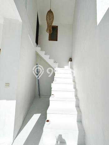 Tempat Ideal! Vila di , Luas 230m2m², Kondisi Terbaik Tempat Ideal! Vila di , Luas 230m2m², Kondisi Terbaik