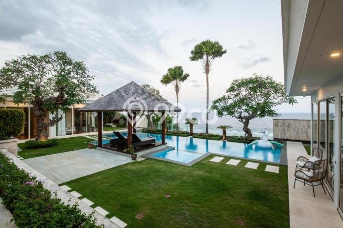 Vila Premium Kawasan , Luas 1330m2m², Akses Badung, Badung Vila Premium Kawasan , Luas 1330m2m², Akses Badung, Badung