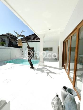 Tempat Ideal! Vila di , Luas 230m2m², Kondisi Terbaik Tempat Ideal! Vila di , Luas 230m2m², Kondisi Terbaik